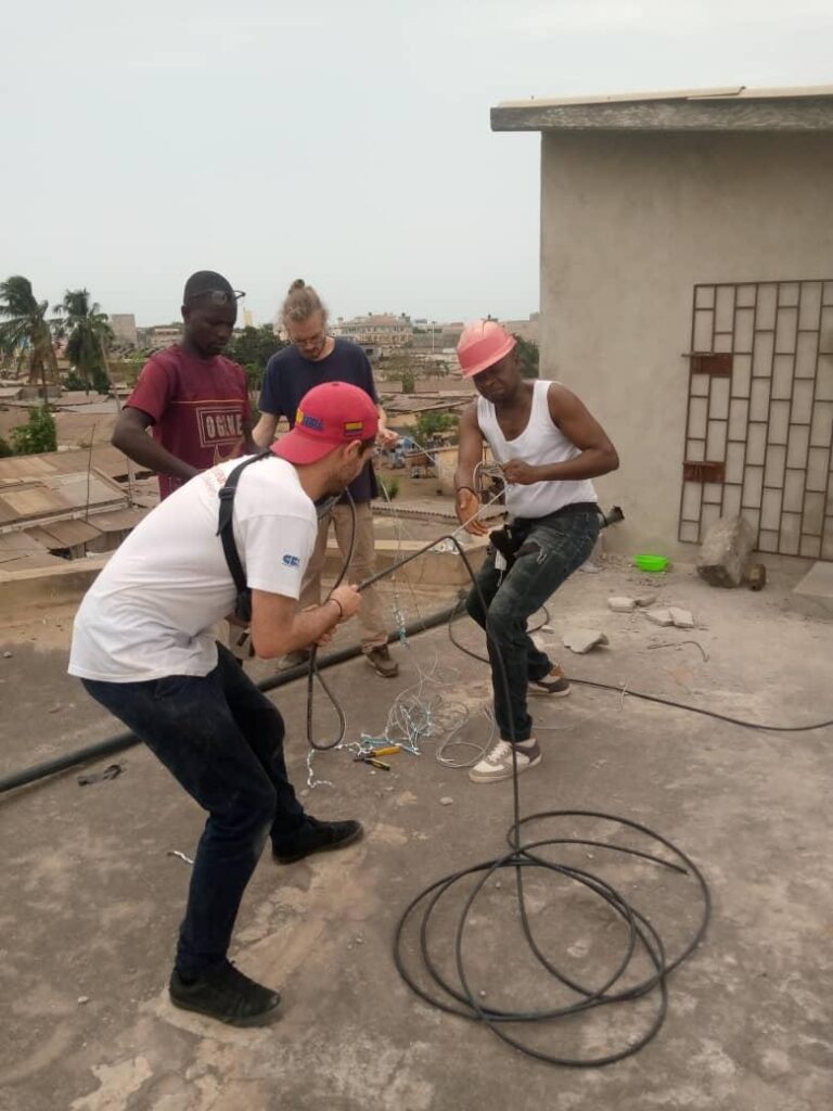 Électrifier un bâtiment pour étudiants à Lomé (Togo) — photo 6