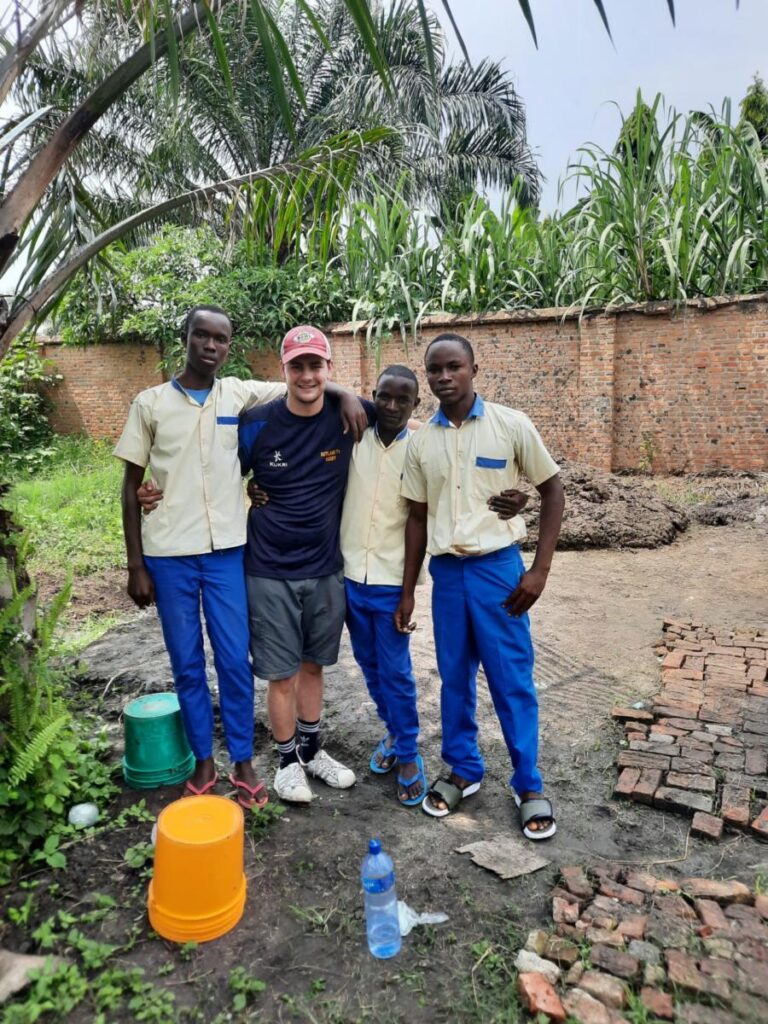 Installation d’un biodigesteur pour l’école Kanura au Burundi — photo 7