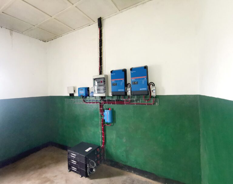 Électrification du Centre de Santé de Runingu, Sud-Kivu, RDC